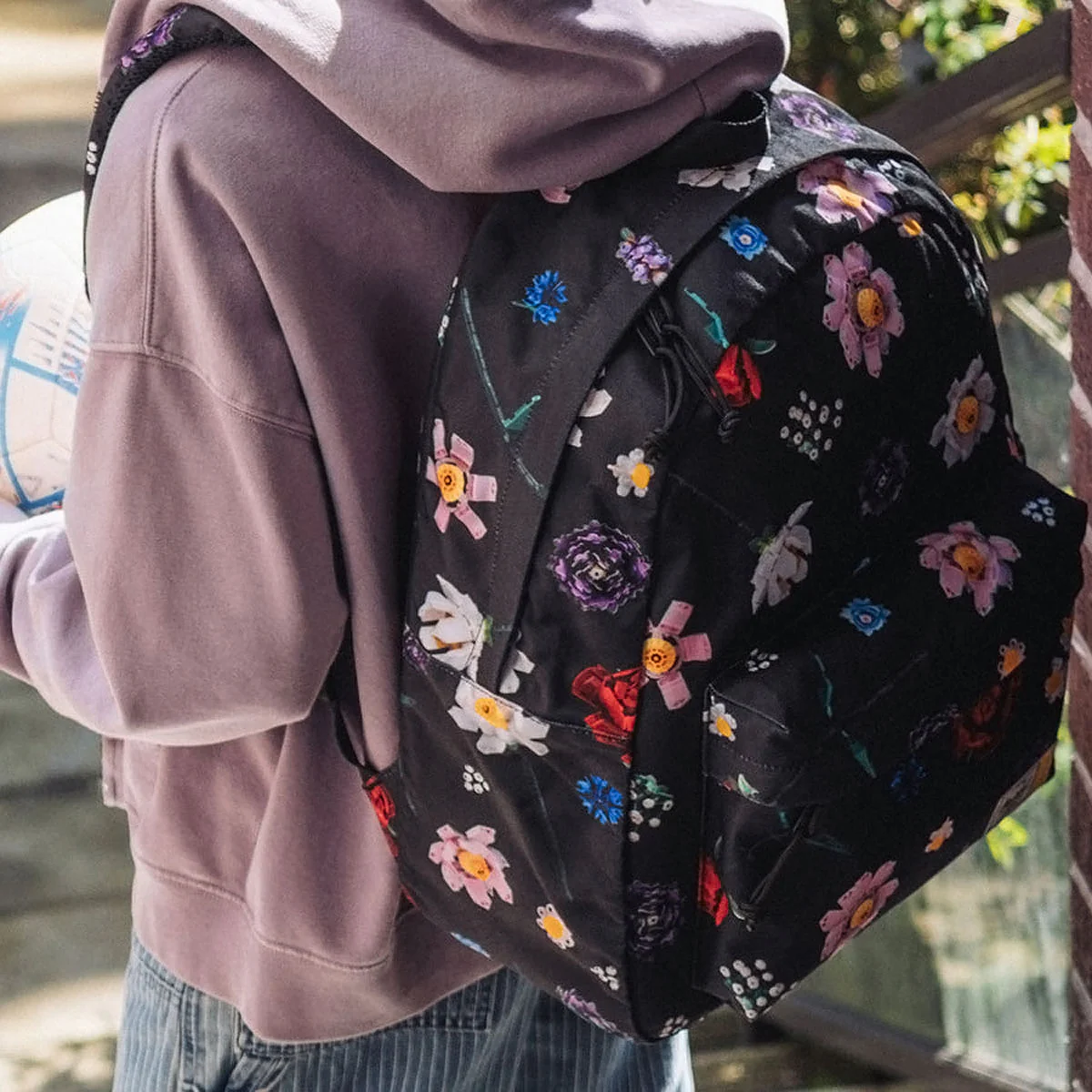 Herschel Supply x LEGO Classic Backpack - Falling Florals - Image 5