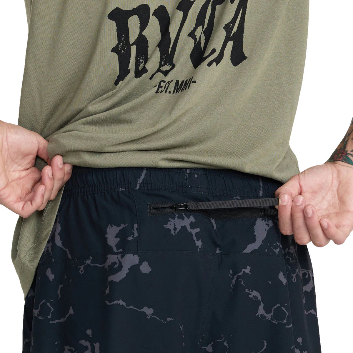 RVCA Yogger 2 In 1 Short 17" Shorts - Black 2 - Image 5
